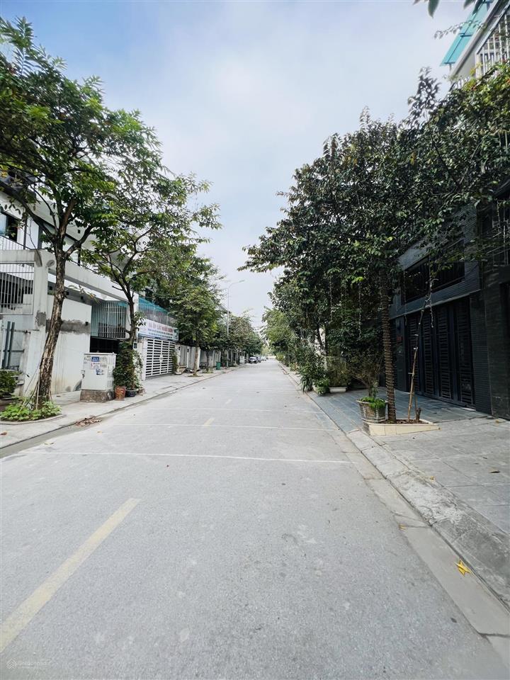 Chính chủ bán liền kề 90m2 ở foresa xuân phương tasco giá 21,5 tỷ vị trí đẹp