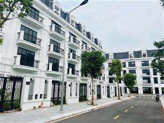 Chính chủ bán liền kề foresa xuân phương 90m 5 tầng sẵn sổ đỏ giao dịch luôn ạ