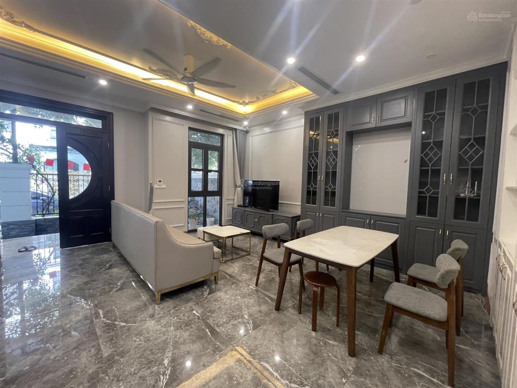 Cho thuê liền kề đảo ngọc trai khu vip full nội thất đẹp thang máy nhận nhà ở ngay giá 30tr/tháng