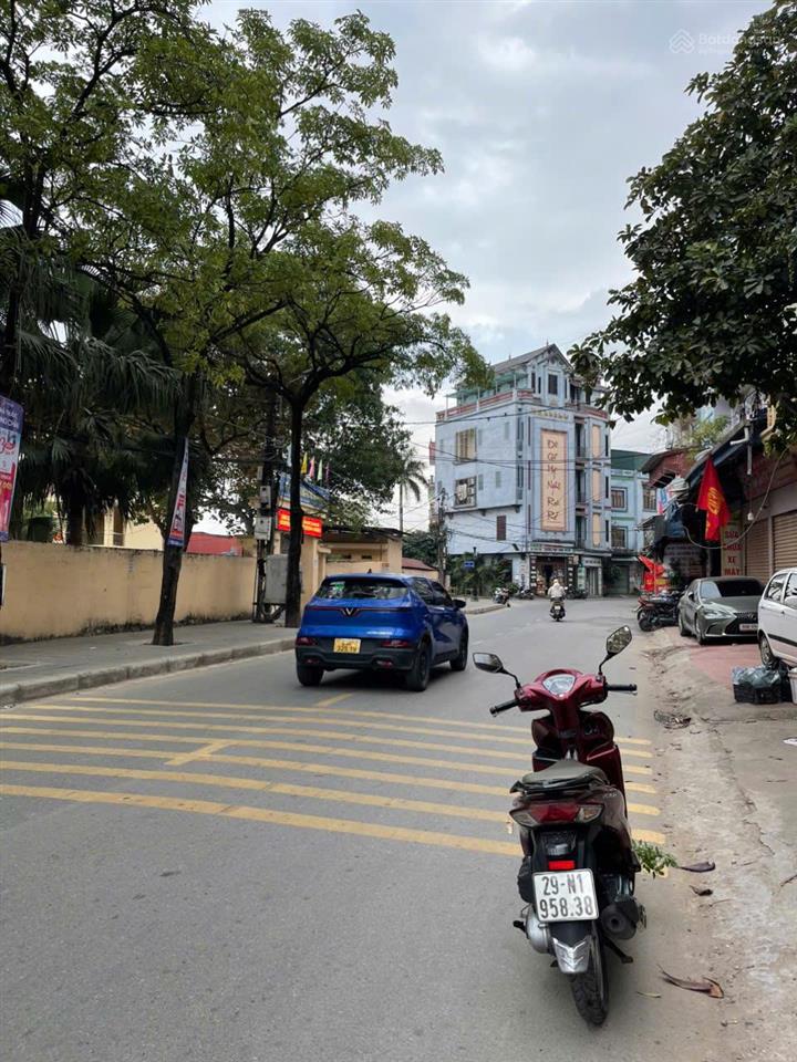 Đất mặt đường kinh doanh  giá siêu rẻ  gần công viên phù khê