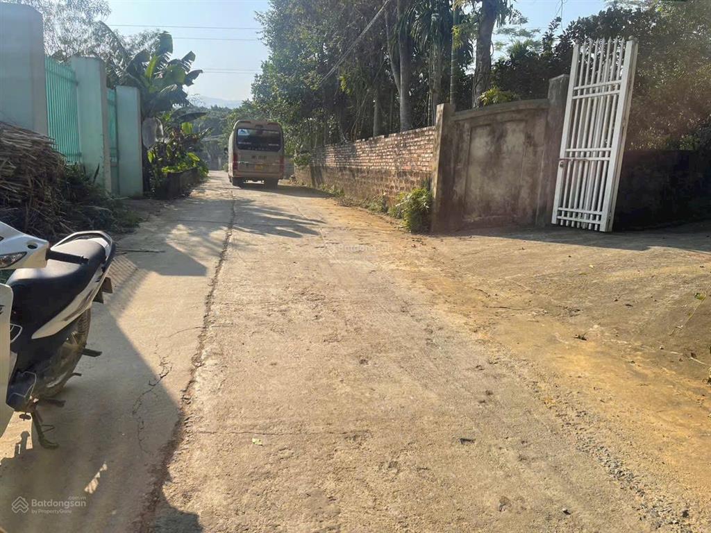 102 m2 đất thổ cư tại  thôn yên thái  xã đông yên cũ. vị trí lô đất làn 2 ql21a  khu dân cư