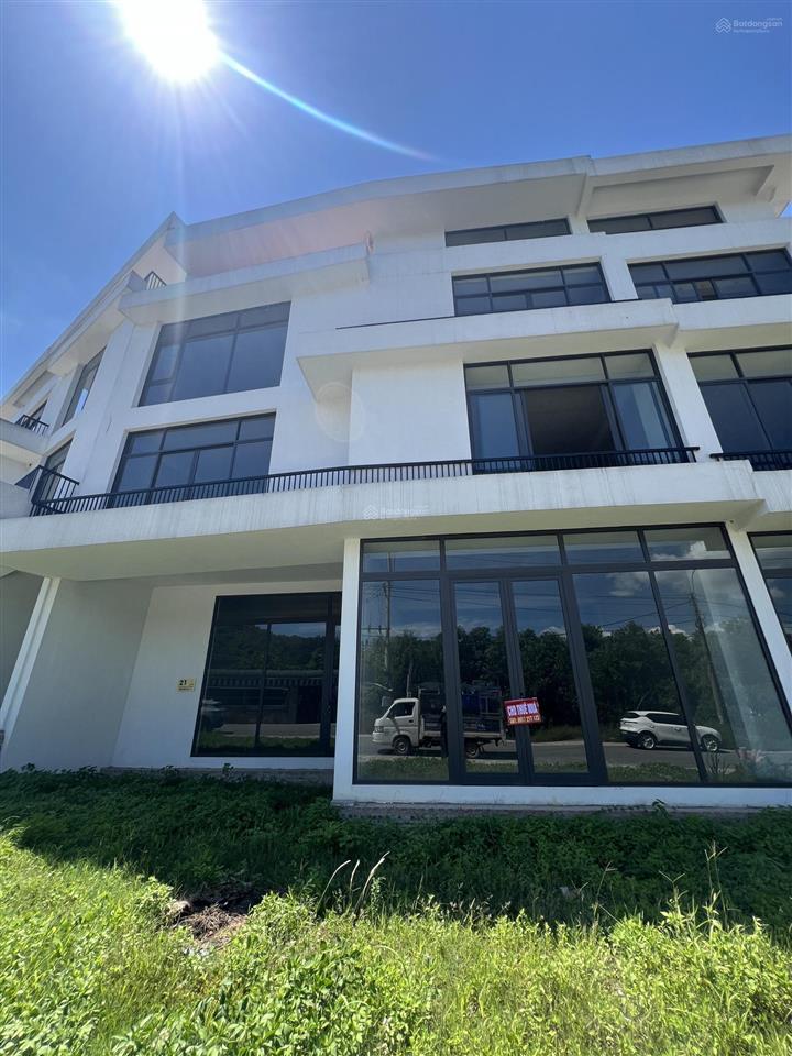 Cho thuê shophouse legacy hill, 2 mặt đường thích hợp kinh doanh cả nội khu và ngoại khu