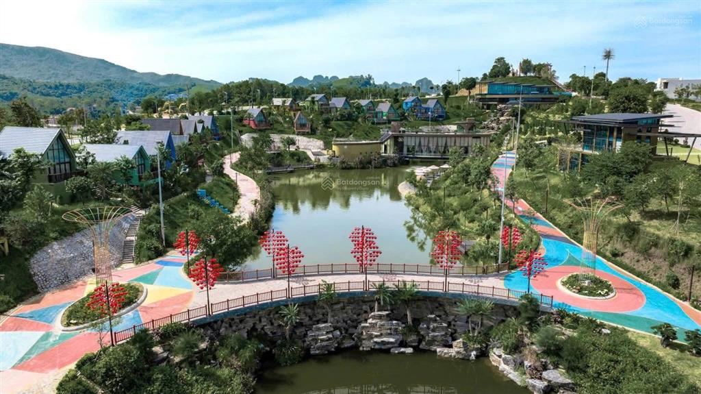 Hiếm có 1 căn mặt hồ sẵn nhà để hoàn thiện ngay giá tốt chỉ 7,x tỷ, x tiểu học