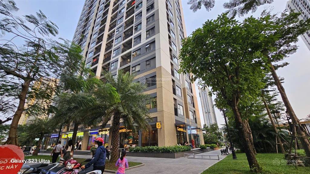 Bán gấp căn shop chân đế lô góc  đang cho thuê 80tr/tháng dự án vinhomes smart city