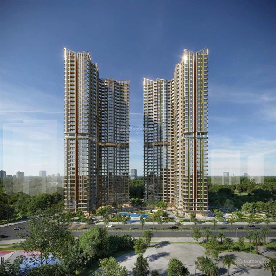 109m2cho thuê 120tr/thángcăn góc mặt đường 52m bán shop chân đế hoa hậu lumiere evergreen