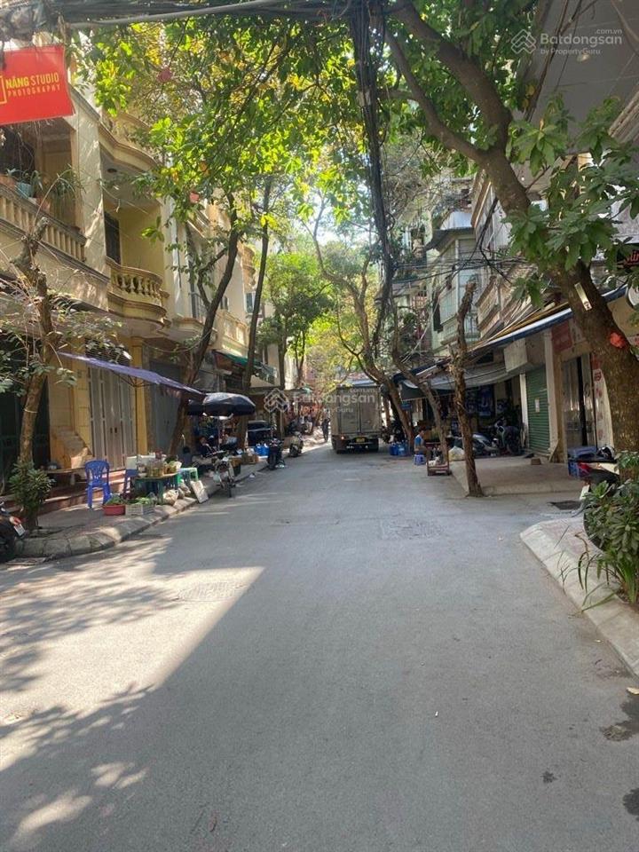 Bán nhà kim mãđê la thànhô tô vf3 đỗ cửakinh doanh28/35m5tầnghơn 9ty