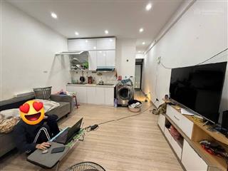 Bán nhà tập thể nghĩa tântrần quốc hoàn39/65mtầng3hơn 3ty