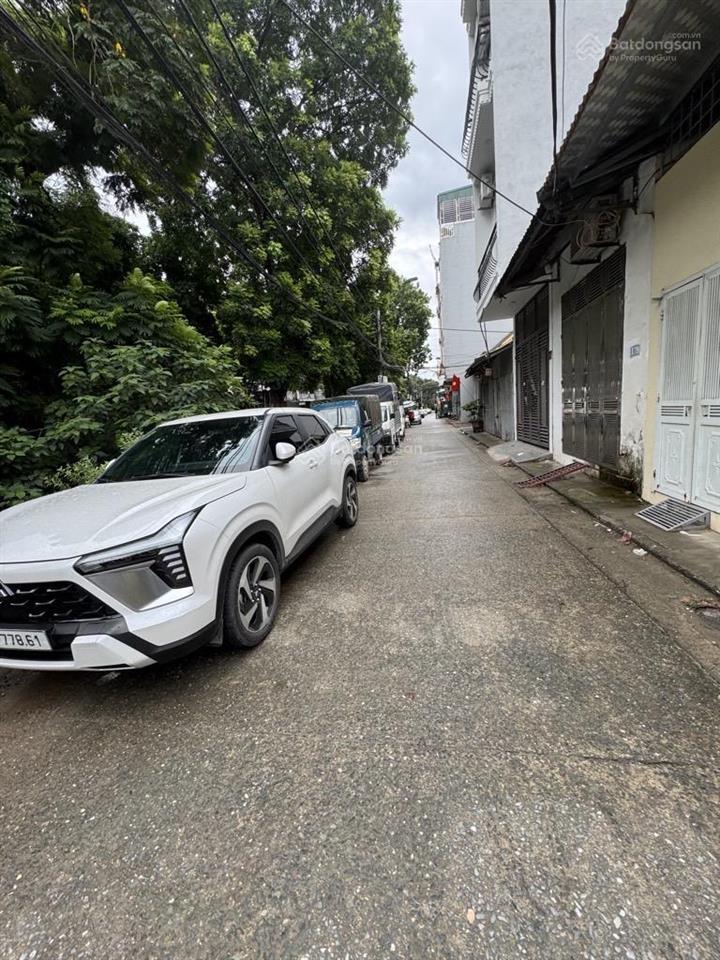 Bán nhà c4 hồ tùng mậu  ô tô tránh  nhà thoáng  41m2  10.x tỷ