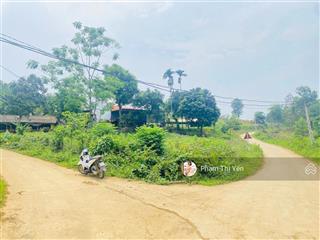 Chủ cần bán 460m/100m tc tại lương sơn, lô góc view cánh đồng giá chỉ 5tr/m.  em yến 0965 068 ***