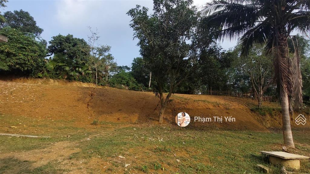 Tổng dt 2.235m2 có 400m2 ont còn lại cln tại xã cuối hạ kim bôi hoà bình. gần dự án sun. chính chủ