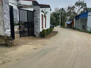 Sẵn khuôn viên mới xây dựng tại lương sơn, dt 409m2/100m2 tc giá 3,6 tỷ. sổ hồng sẵn công chứng