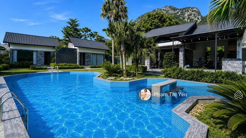 Bán villa nghỉ dưỡng siêu vip tại lương sơn khuôn viên 1300m2 mới hoàn thiện view cánh đồng