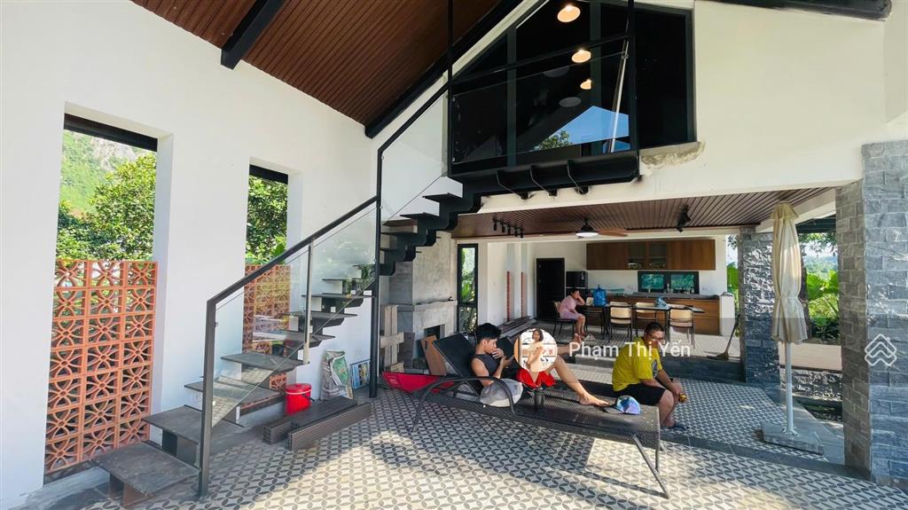 Bán villa nghỉ dưỡng siêu vip tại lương sơn khuôn viên 1300m2 mới hoàn thiện view cánh đồng