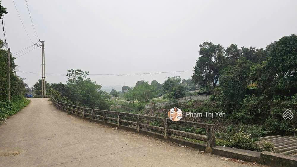 Chuyển nhượng lô đất 1715m2/200m2 ont sẵn ao, ranh giới giáp ranh, sát hồ đồng chanh, giá chính chủ