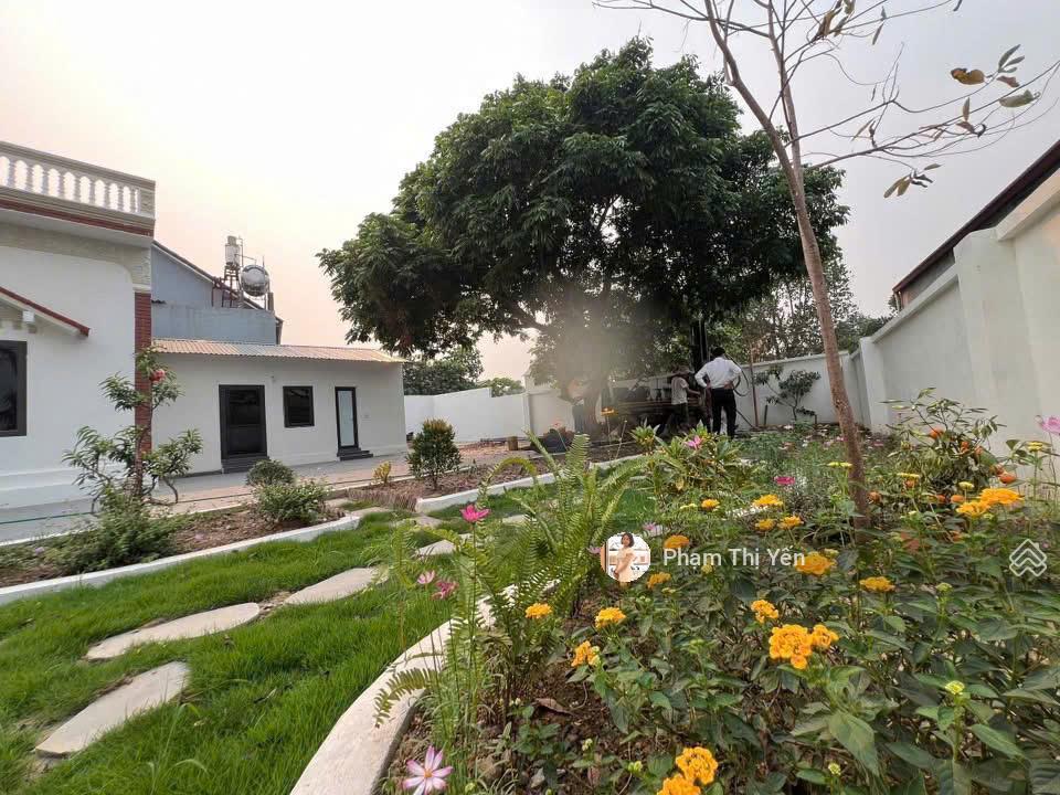 Chính chủ bán căn nhà sẵn khuôn viên diện tích 312m/100m tc tại nhuận trạch, lương sơn gần ql21