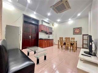 cho thuê căn hộ phố Hàng Than đủ đồ 50 m2, gần phố chỉ 7 triệu/ tháng