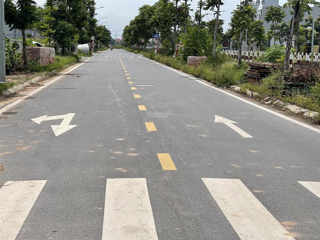Bán lô đất liền kề khu đấu giá xa mạc  yên lãng  mê linh