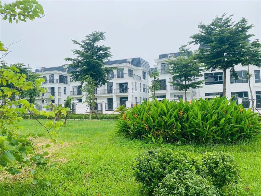 Bán căn bt đơn lập 375 m2 tại hud mê linh chỉ rẻ hơn thị trường 2 tỉ.