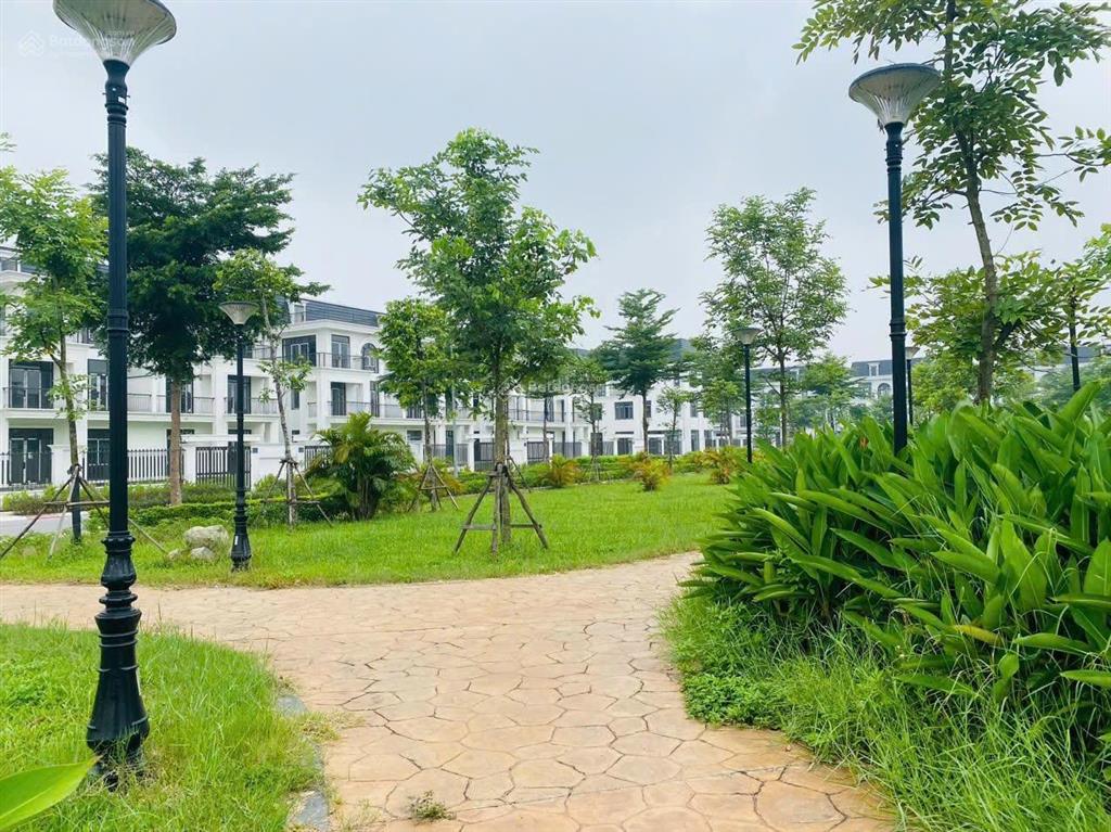 Bán căn bt đơn lập 375 m2 tại hud mê linh chỉ rẻ hơn thị trường 2 tỉ.