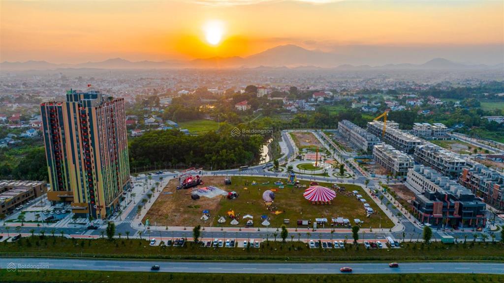 Bán lô cạnh công viên homie city. giá rẻ hơn 200triệu