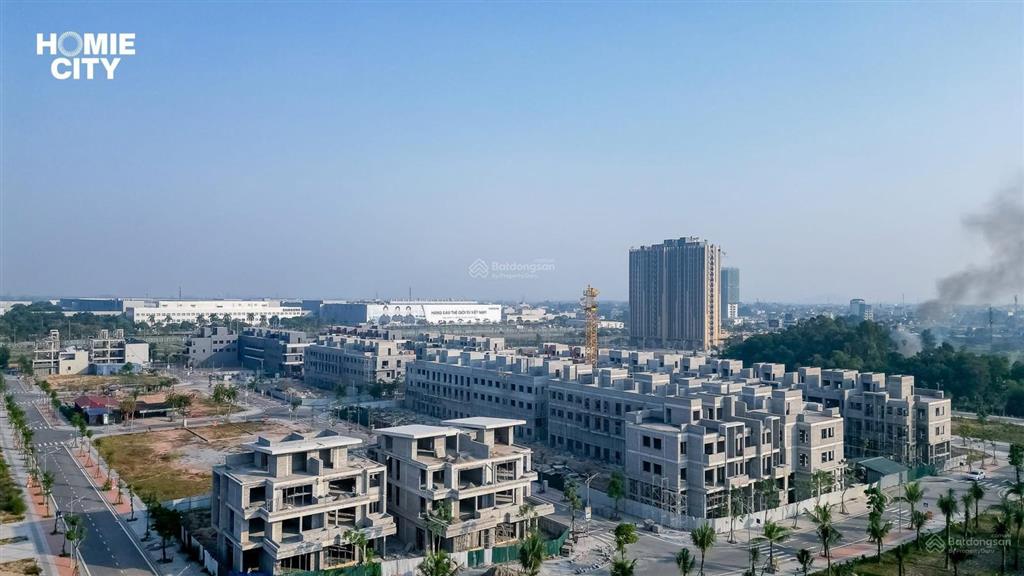 Ra hàng nhanh lô đối diện công viên homie city. giá 2,x tỷ