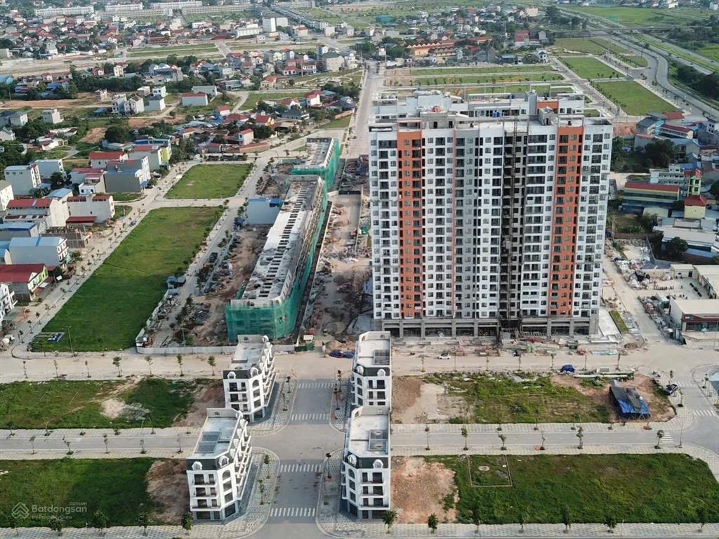 Ra nhanh lô đất ngay chân chung cư tại kđt yên bình ktown