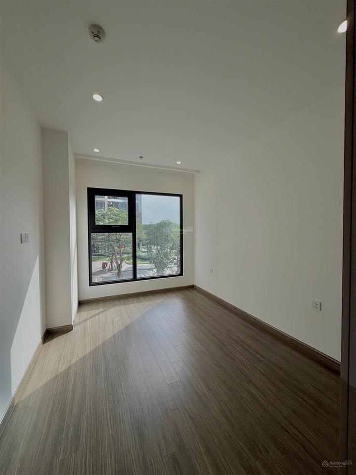 Cần tiền bán cắt lỗ căn 1n+ dự án vinhomes smart city  tây mỗ. giá 4.x tỷ