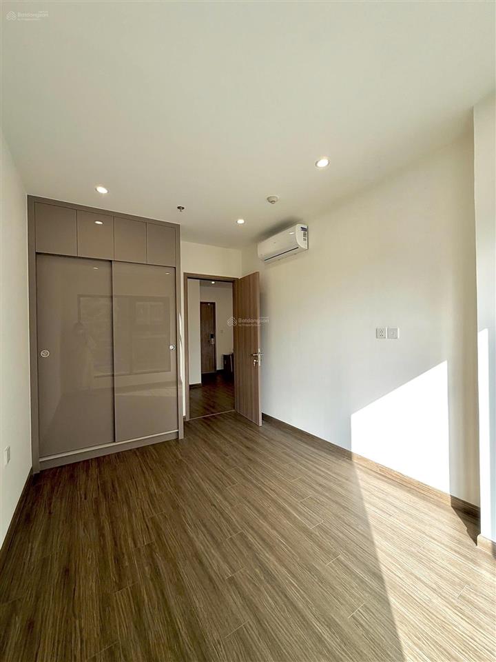 Cần tiền bán cắt lỗ căn 1n+ dự án vinhomes smart city  tây mỗ. giá 4.x tỷ