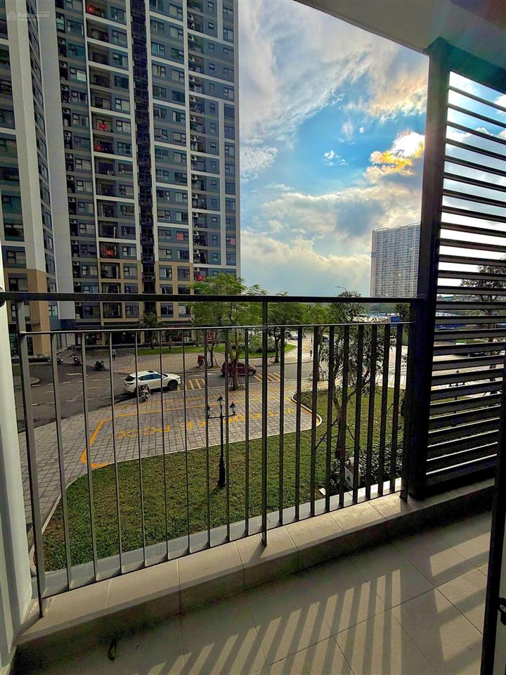 Cần tiền bán cắt lỗ căn 1n+ dự án vinhomes smart city  tây mỗ. giá 4.x tỷ