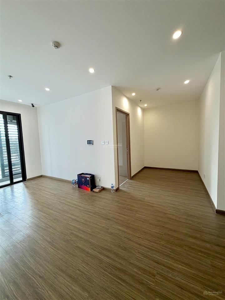 Cần tiền bán cắt lỗ căn 1n+ dự án vinhomes smart city  tây mỗ. giá 4.x tỷ