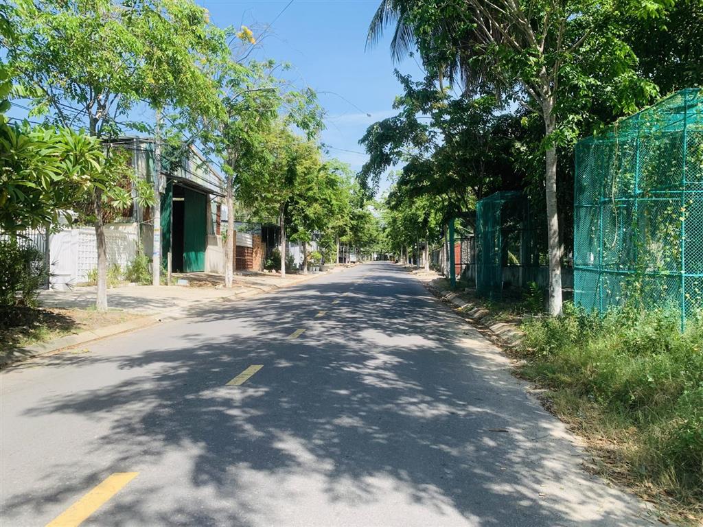 Mặt tiền đường cao minh phi rộng 10m cách đường hùng vương (ql1a) chỉ 300m, gần chợ cam phúc bắc