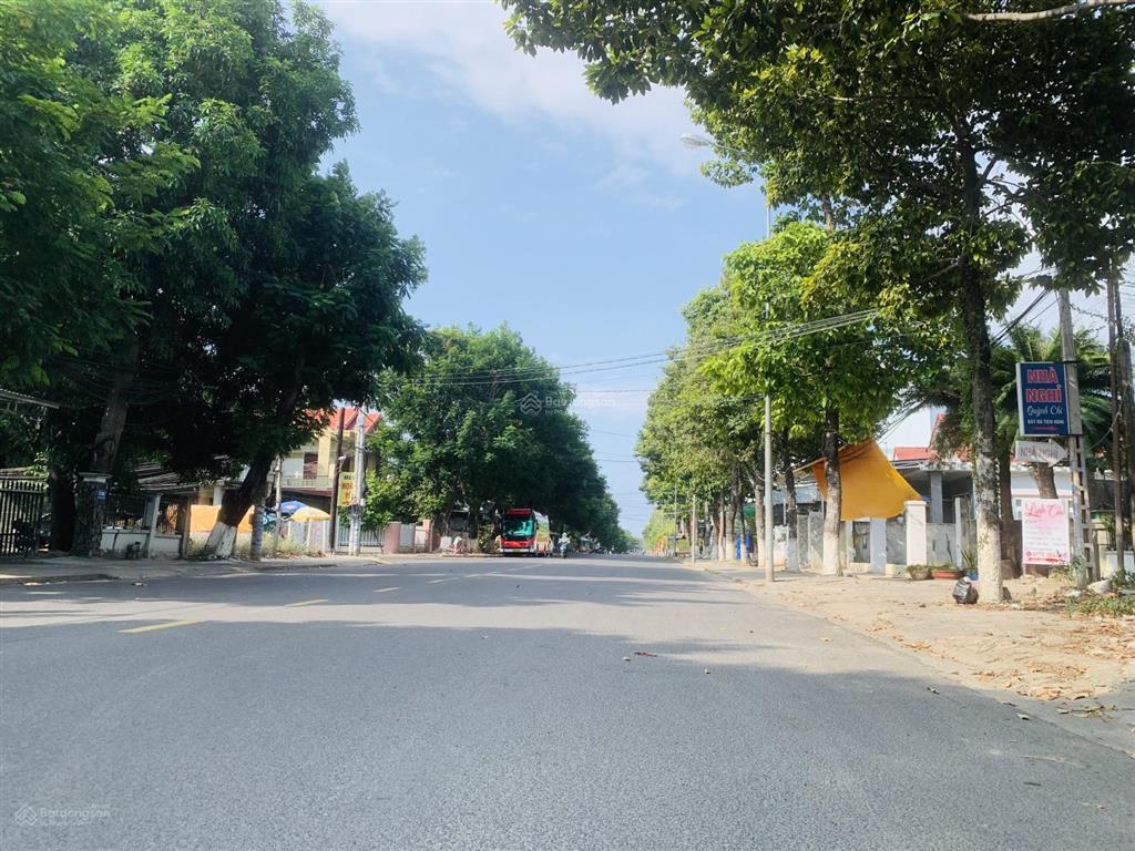 Mặt tiền đường phạm văn đồng, vị trí kinh doanh sầm uất, khai thác dòng tiền ngay tại trung tâm