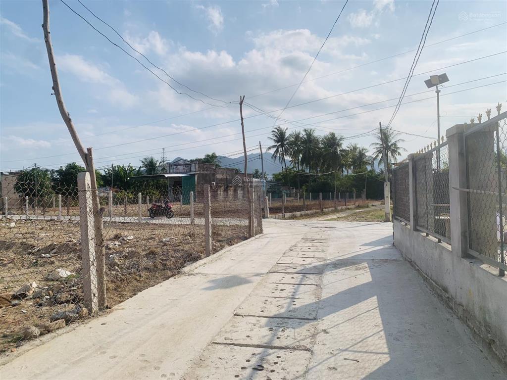 Đất thổ cư hoà tiến giá chỉ 8,7tr/m2 dt 154,3m2 ngang 6m tại bắc cam ranh