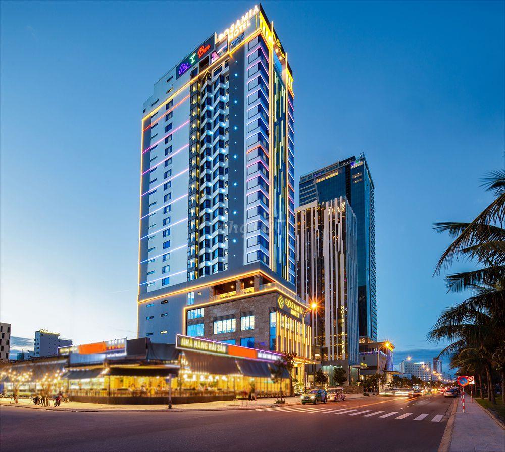 KHÁCH SẠN 4 SAO BIỂN MỸ KHÊ - GẦN 100 PHÒNG GIÁ 1,1 TỶ/THÁNG