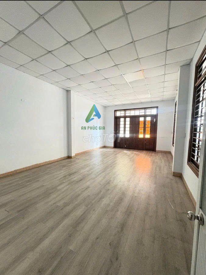 VĂN PHÒNG TẦNG 3 80M2 CHO THUÊ 5 TRIỆU/THÁNG NGAY HELIO