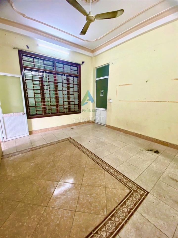 VĂN PHÒNG TẦNG 3 80M2 CHO THUÊ 5 TRIỆU/THÁNG NGAY HELIO