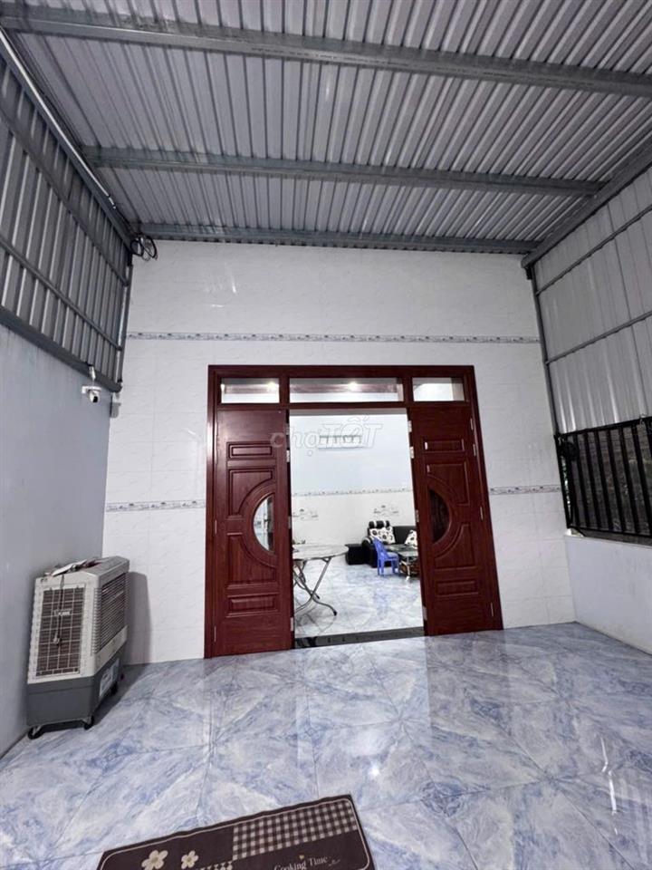 Bán nhà Định Hòa - Thủ Dầu Một 134m2 mới xây giá 3,2 tỷ bao sổ