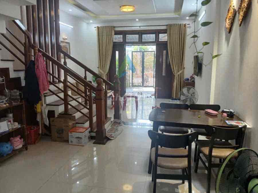 NHÀ 2,5 TẦNG HỒ SĨ DƯƠNG 3PN GIÁ 8 TRIỆU/THÁNG