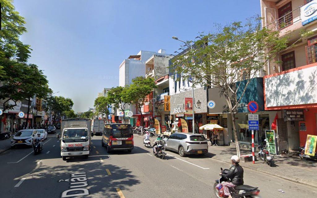 BÁN NHÀ 2 MẶT TIỀN LÊ DUÂN 105M2 NGANG 7M ĐANG CHO THUÊ 80TR/THÁNG