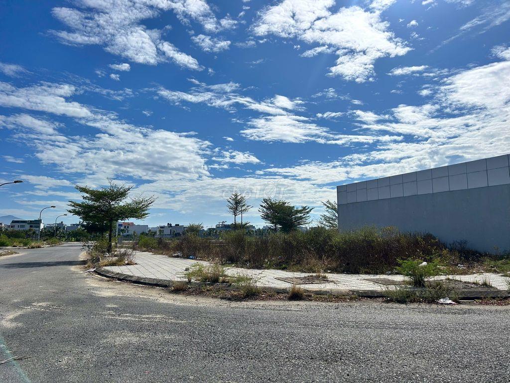 BÁN LÔ GÓC 270M2 PHI BÌNH 5 - PHI BÌNH 8 HÒA QUÝ GIÁ 15 TỶ