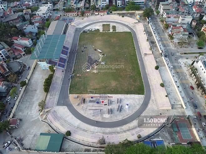 Hot! bán nhà sân vận động mặt đường trường chinh, 220m2, mt 12,6m kd ngày đêm, giá 10 tỷ