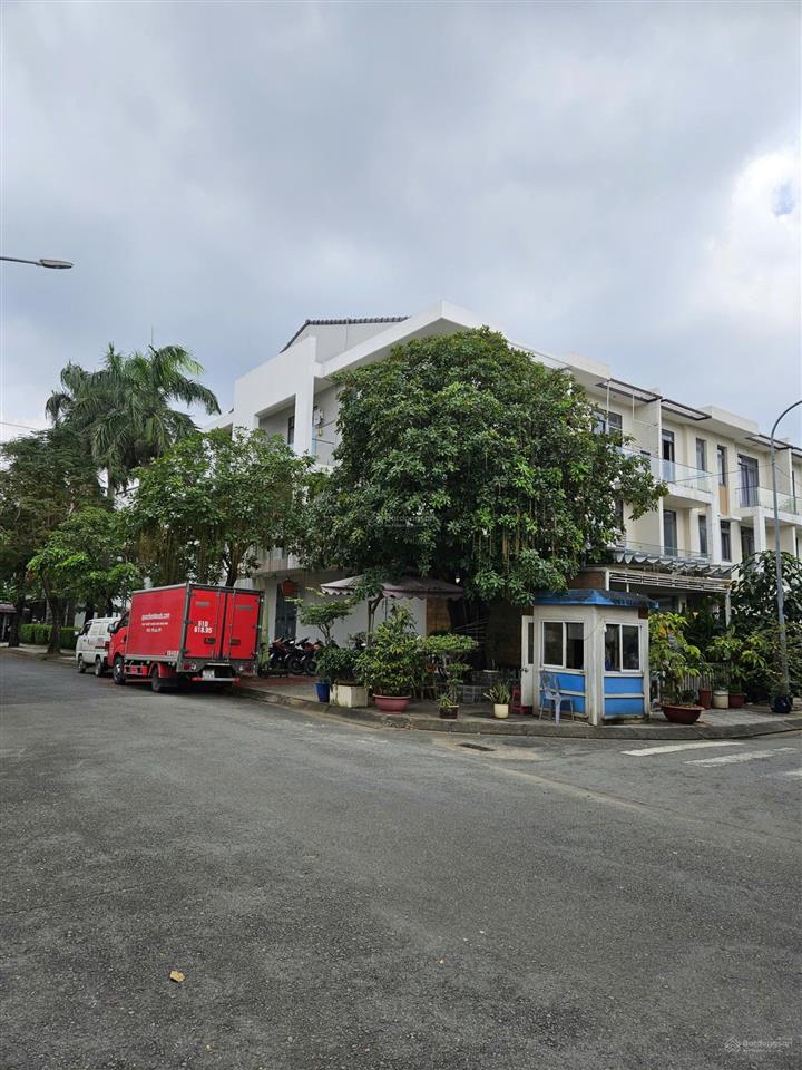 Căn góc ngang 7m view công viên, ngã 4 kinh doanh, nhà full nội thất gỗ giá thương lượng mạnh