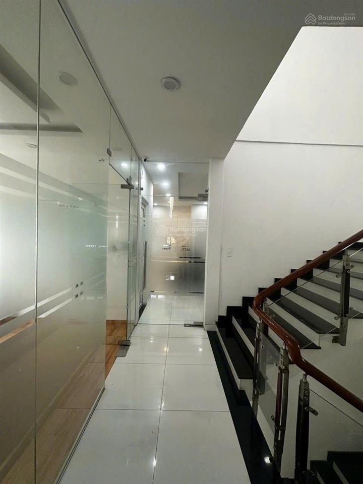 Bán gấp căn biệt thự song lập 10x23m đường 20m hoàn thiện cơ bản cho thuê từ 35tr/tháng