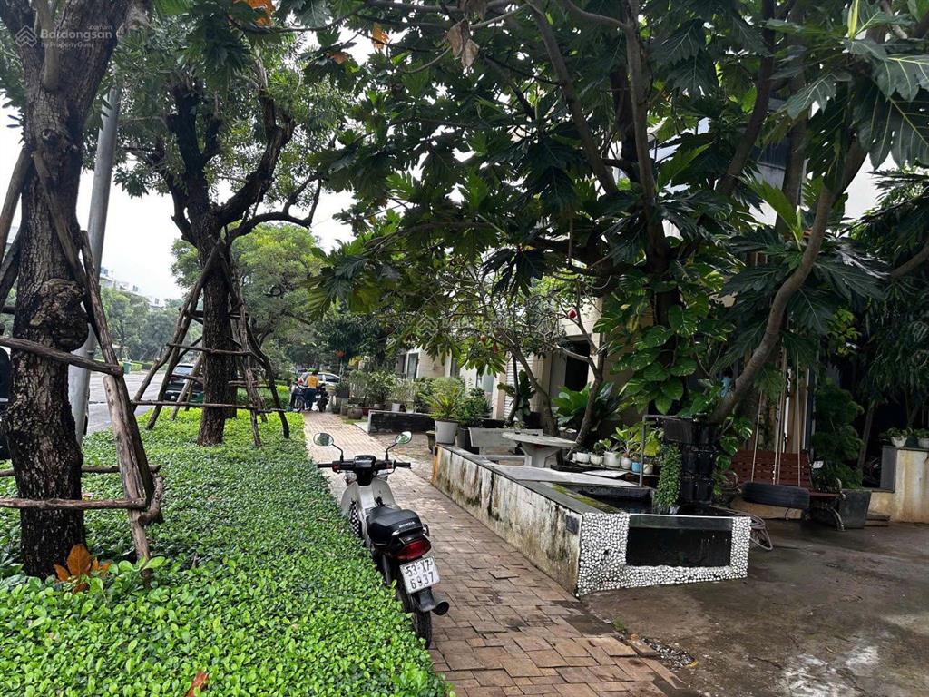 Bán gấp căn biệt thự song lập 10x23m đường 20m hoàn thiện cơ bản cho thuê từ 35tr/tháng