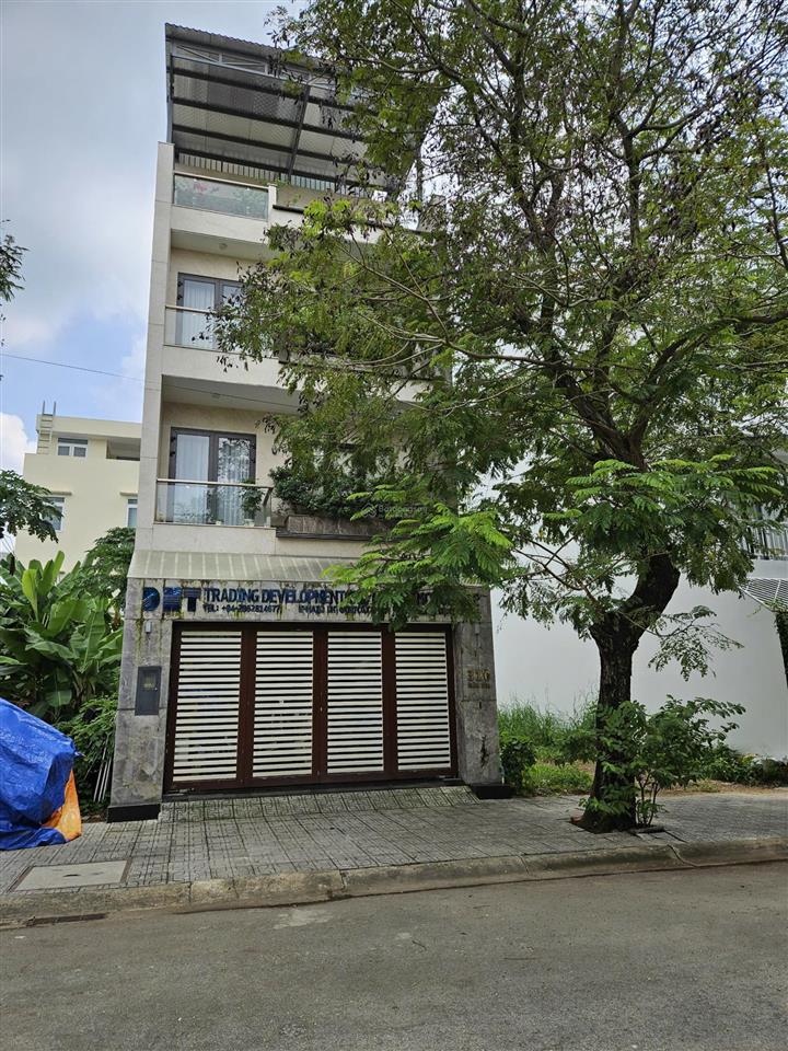 Duy nhất nền bt 185m2 đường lớn 12m, kdc hạ tầng đẹp, nhiều cây xanh có bảo vệ giá tốt nhất