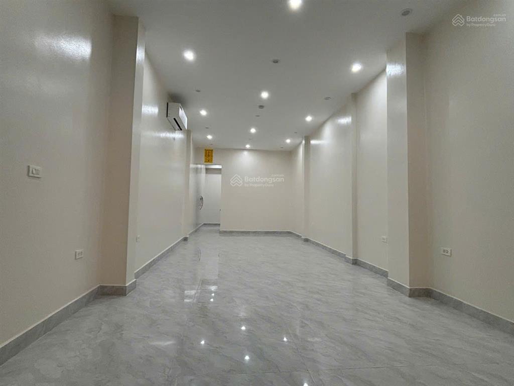 Cho thuê cửa hàng  mặt phố đông các, đống đa, hà nội