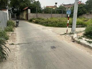 Lô góc 107m tại phú hạ, xã kim anh,ngõ thông oto, cách trục chính 50m, sẵn sổ đỏ