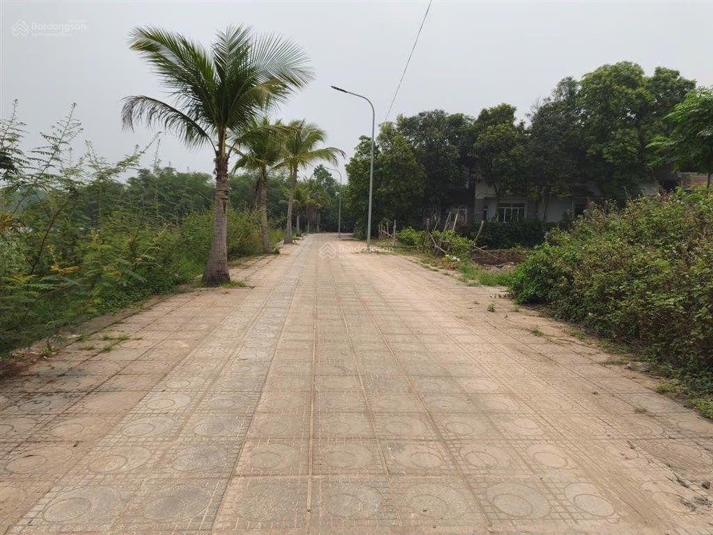 Đất nghỉ dưỡng sát hồ đại lải, có sổ đỏ, thích hợp kinh doanh, làm nhà vườn