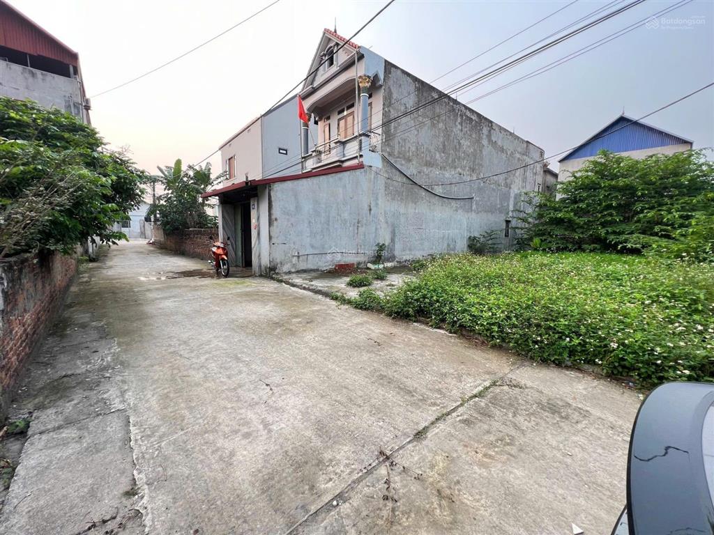 Bán gấp 85.6m2 full tc  ninh môn, nội bài  ngõ thông ô tô tránh  giá có thương lượng