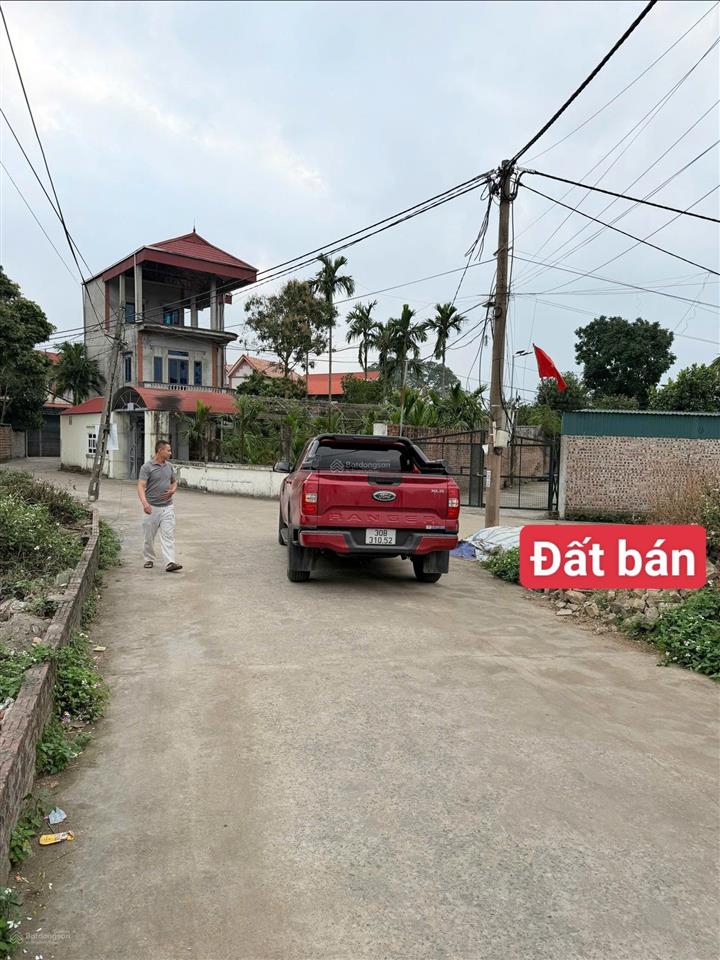 Bán đất lập trí 2,106 tỷ, 70,2m2 gần kcn sạch  ngõ thông oto tránh